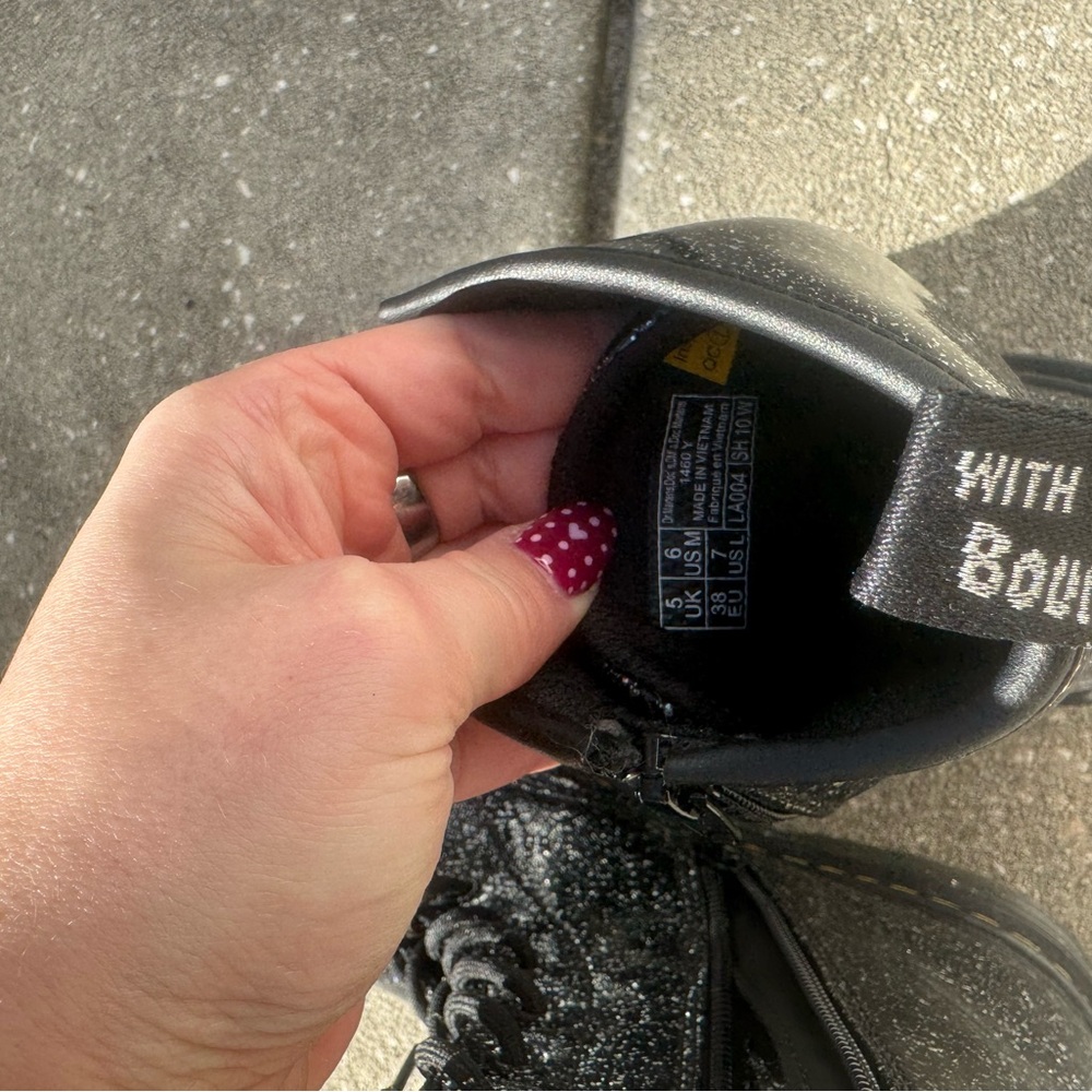 Dr. Martens Glitter Lace-Up Boots - Picture 4 of 4